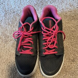 Reebok Women's Sneakers in Black with Pink Highlights